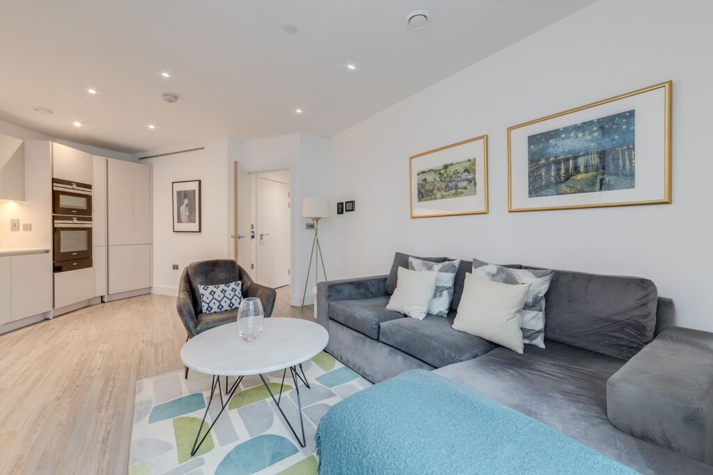 Image of Wiverton Tower, New Drum Street, London, E1