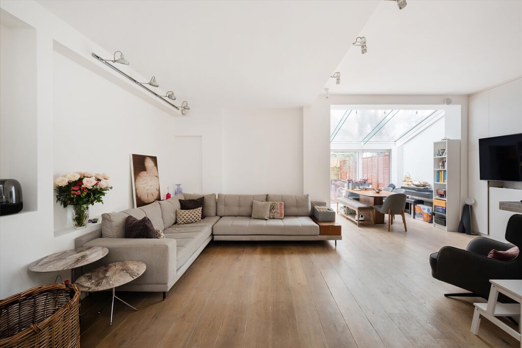 Image of Howitt Road, London, NW3