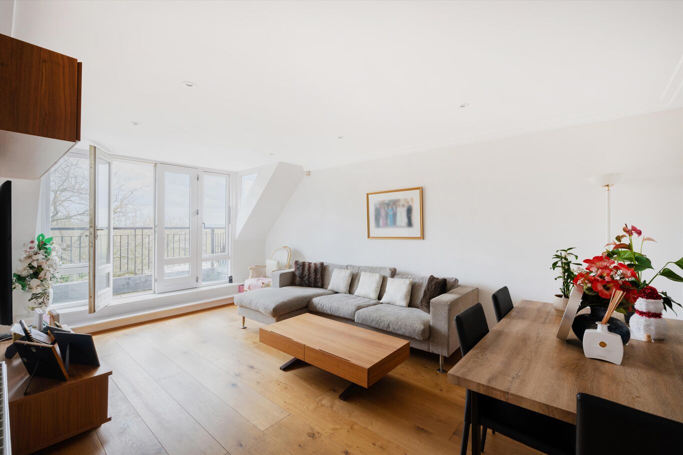 Image of Kidderpore Avenue, London NW3