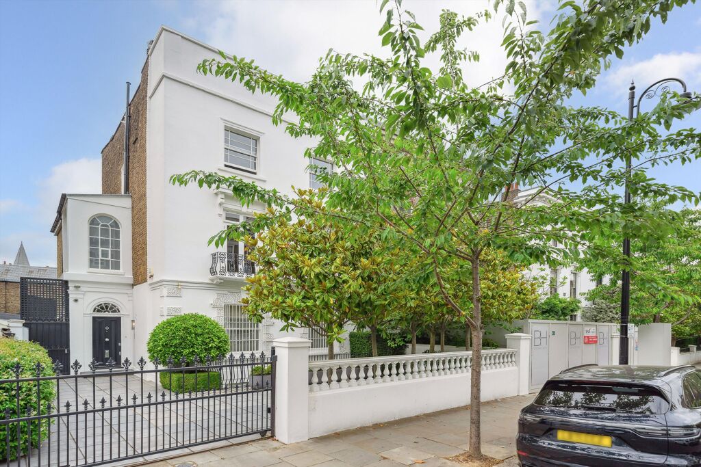 Image of Chepstow Villas, London W11