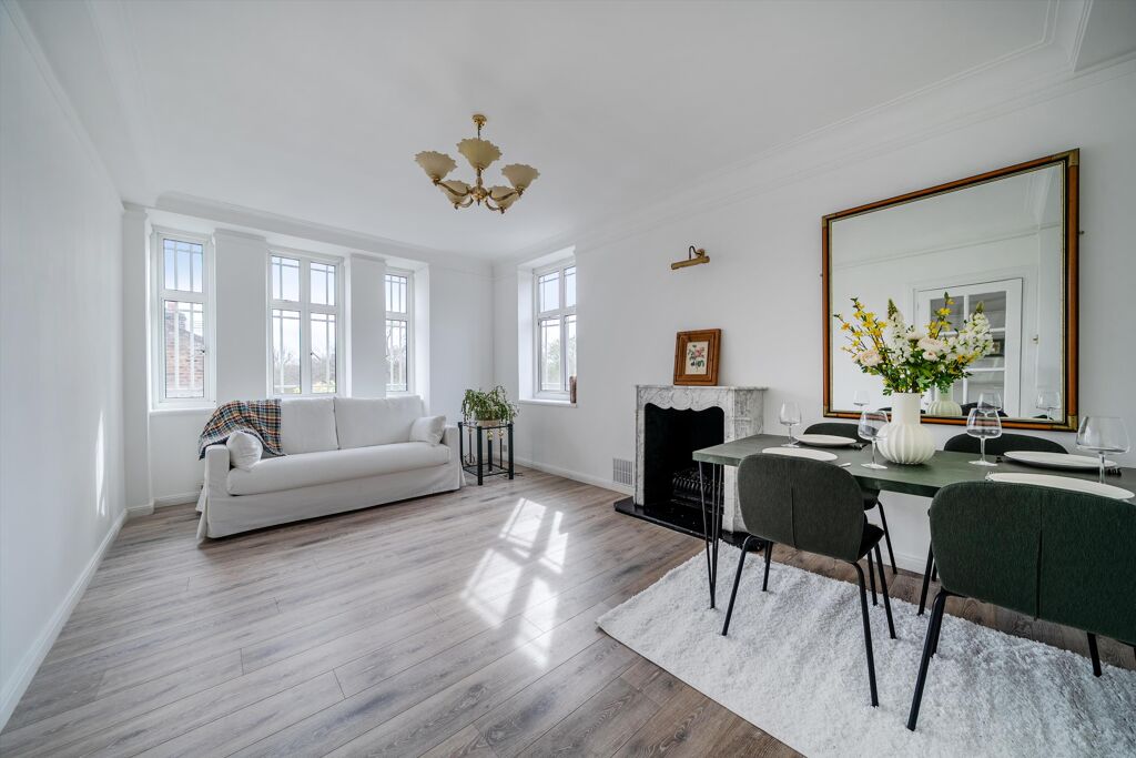 Image of Edwardes Square, London W8
