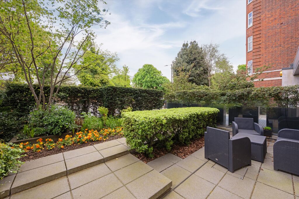 Image of Grove End Road, St John's Wood NW8