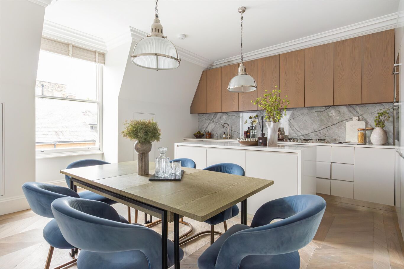 Image of Kensington Court, London W8