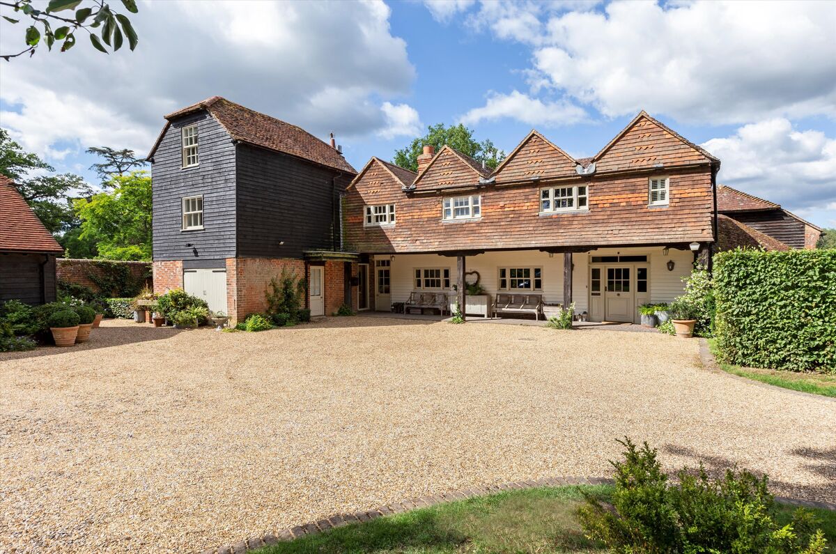 house for sale in The Green, Chiddingfold, Godalming, Surrey, GU8