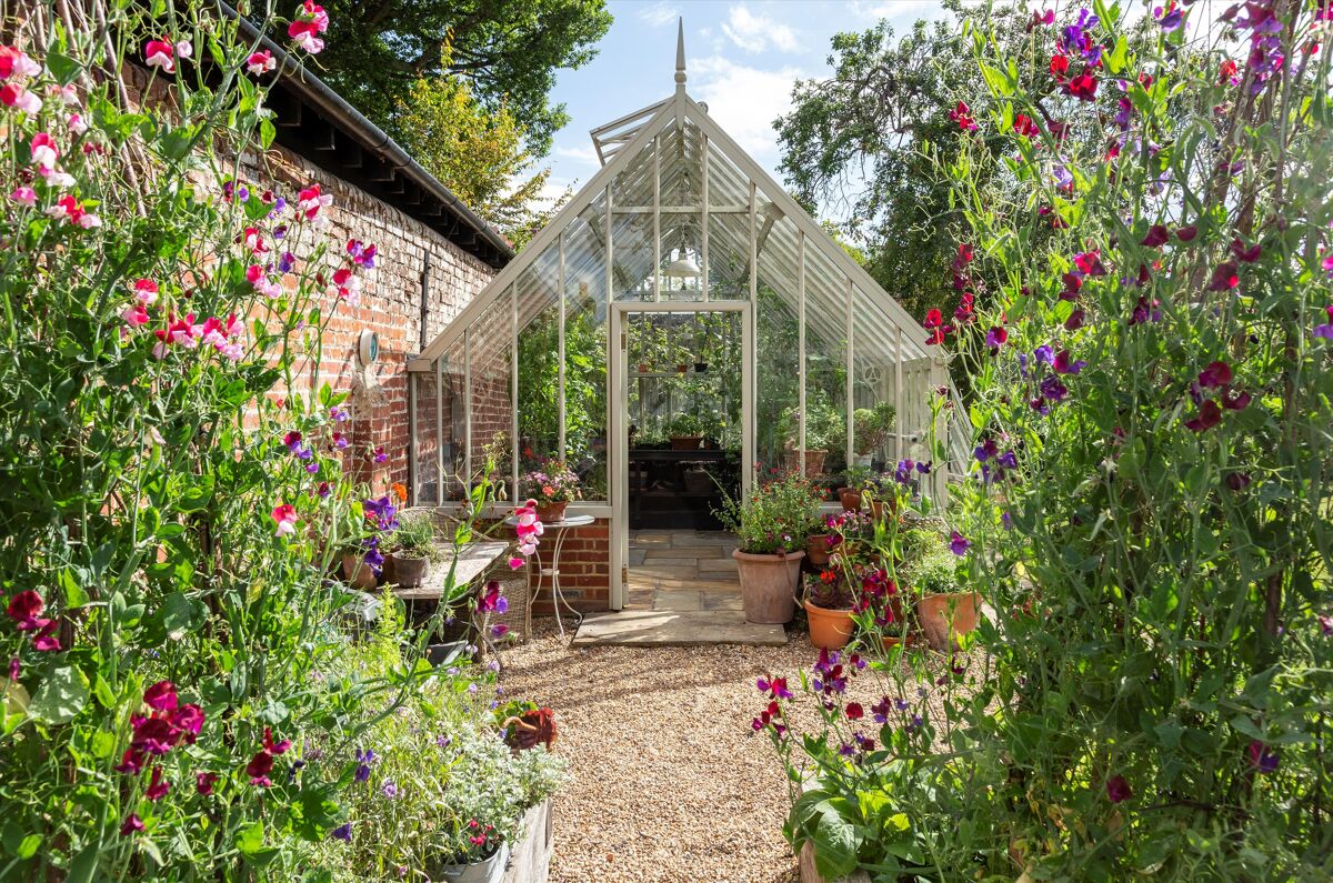 house for sale in The Green, Chiddingfold, Godalming, Surrey, GU8