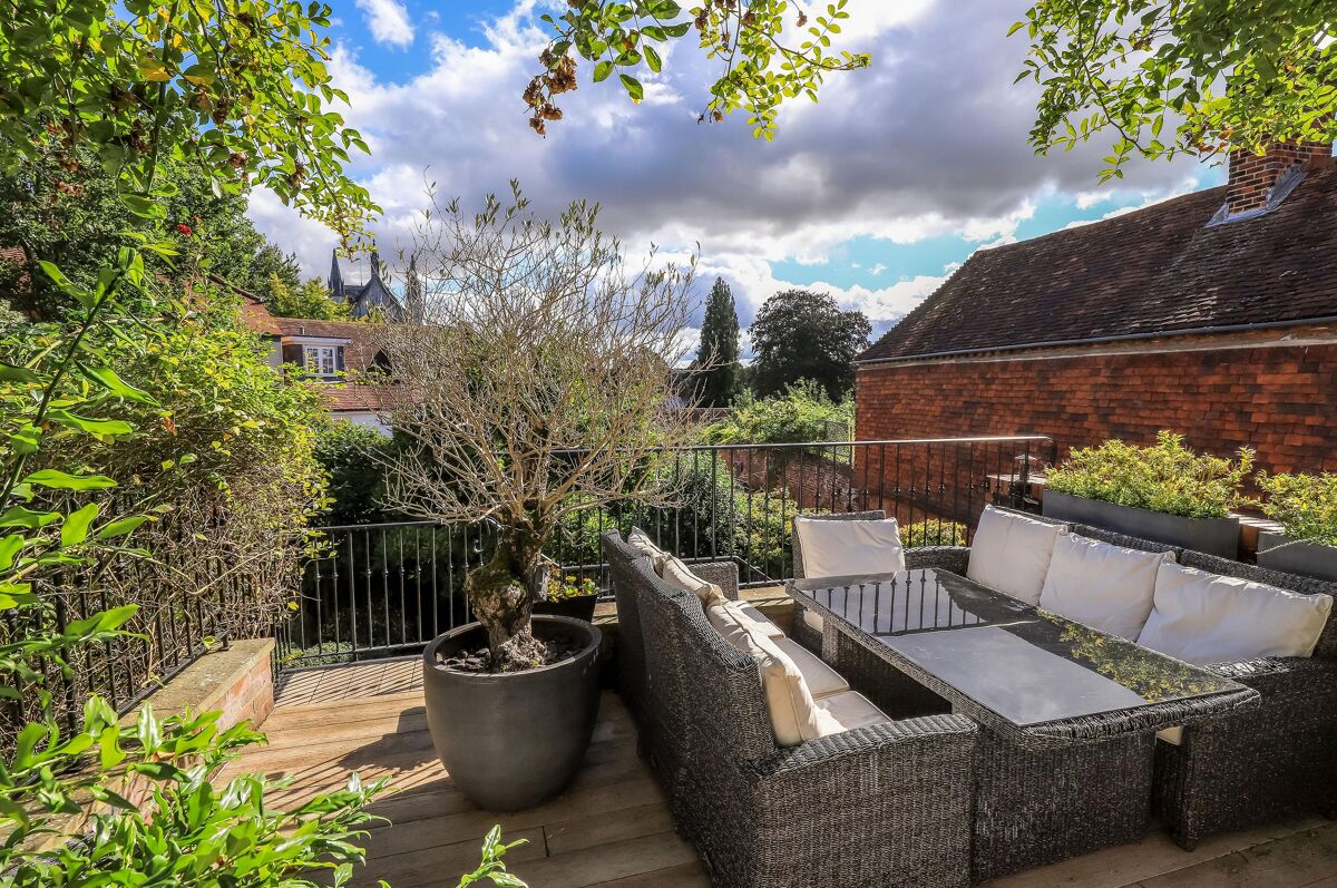 house for sale in St Thomas Street, Winchester, Hampshire, SO23