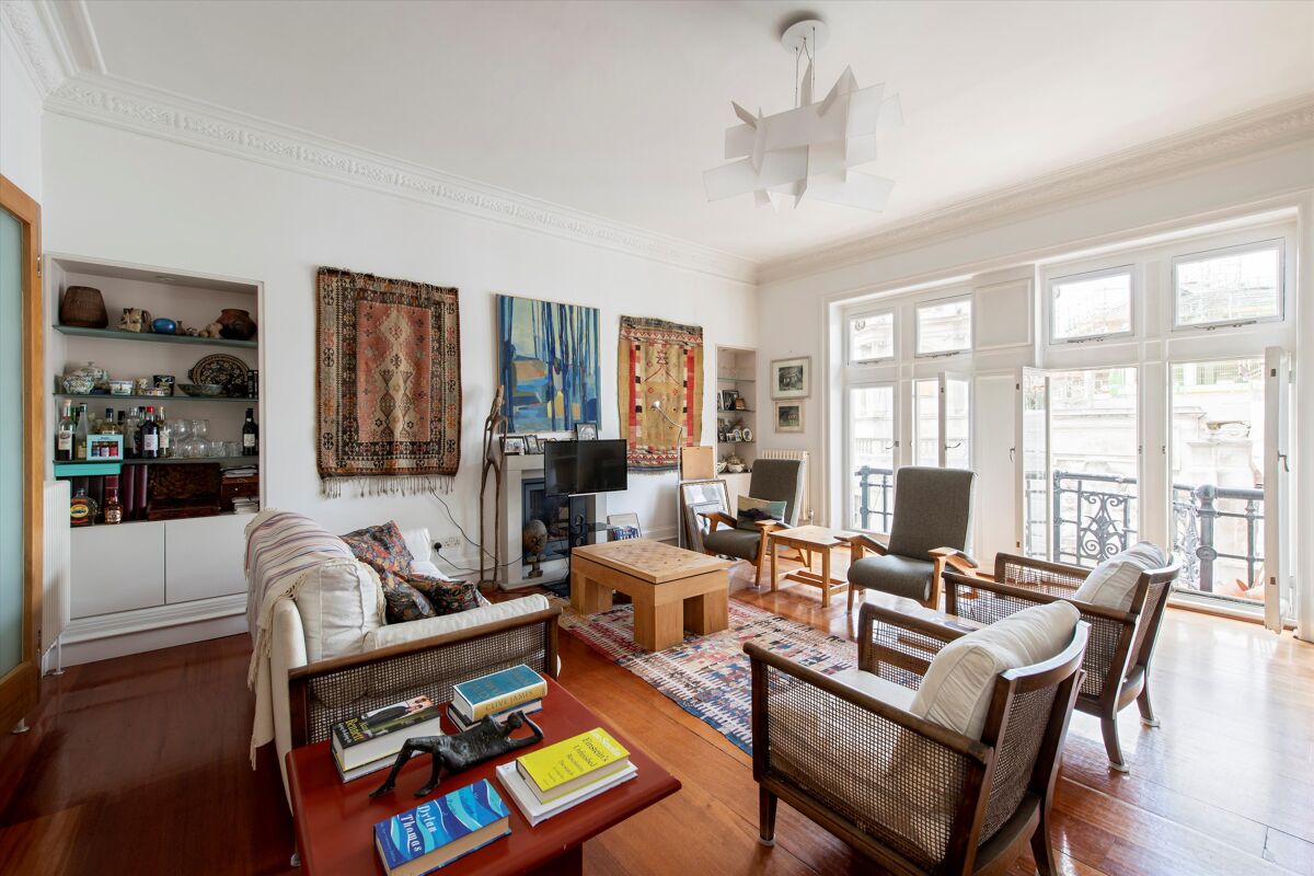 flat for sale in Whitehall Court, St James's, London, SW1A POD160005