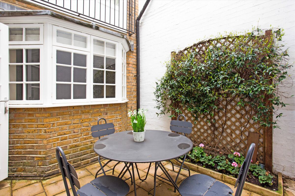 flat for sale in Wimpole Street, London, W1G POD160414 Knight Frank