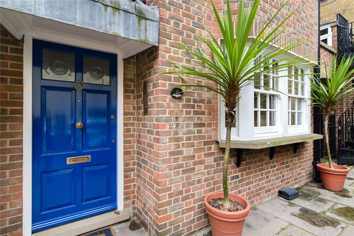 house for sale in Saddle Yard, Mayfair, London, W1J POD160691