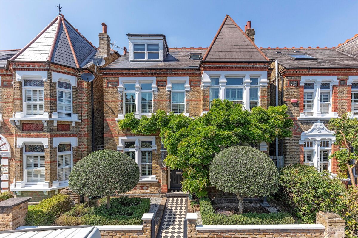 house for sale in Claremont Road, St Margarets, Twickenham, Richmond