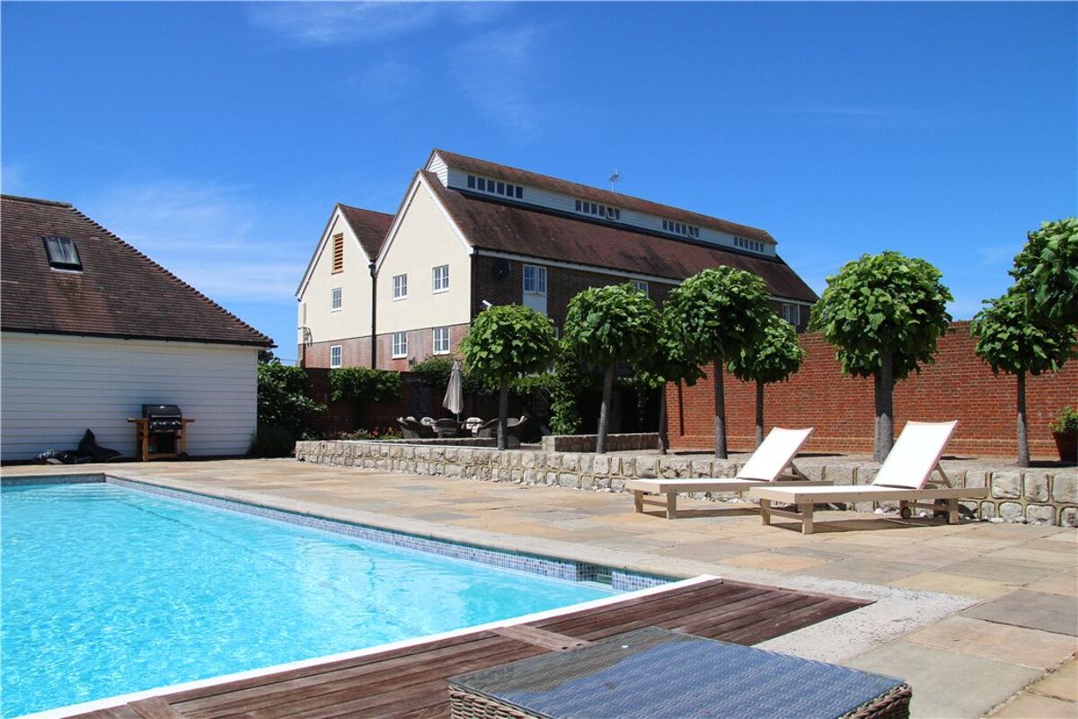 house for sale in Marden Thorn, Marden, Tonbridge, Kent, TN12