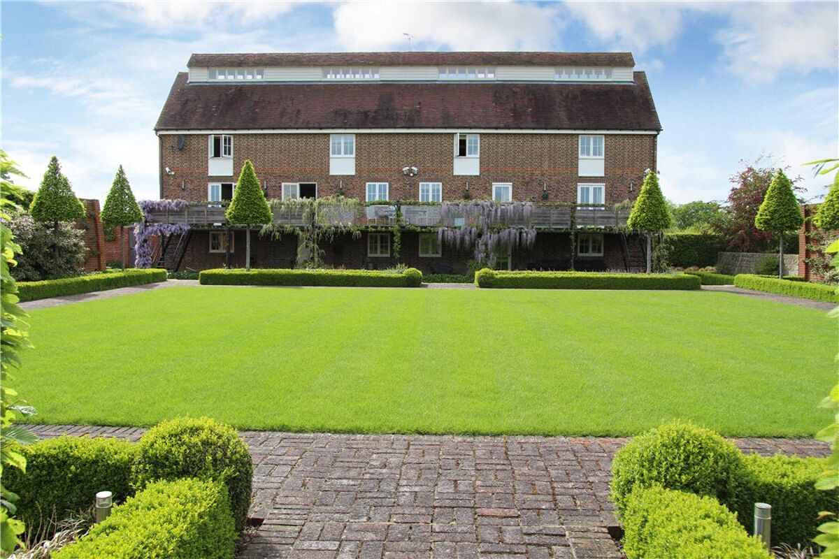 house for sale in Marden Thorn, Marden, Tonbridge, Kent, TN12