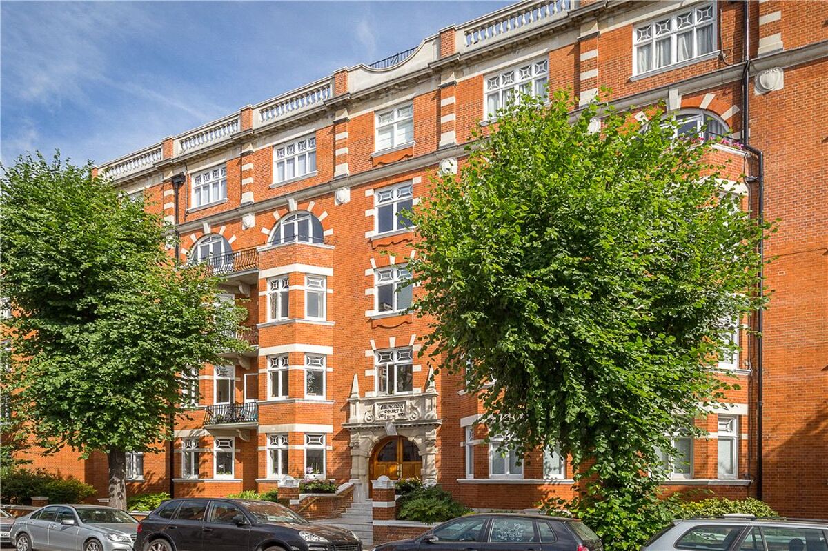 flat for sale in Abingdon Court, Abingdon Villas, London, W8