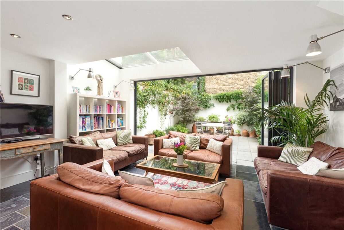 house for sale in Clapham Manor Street, Clapham, London, SW4