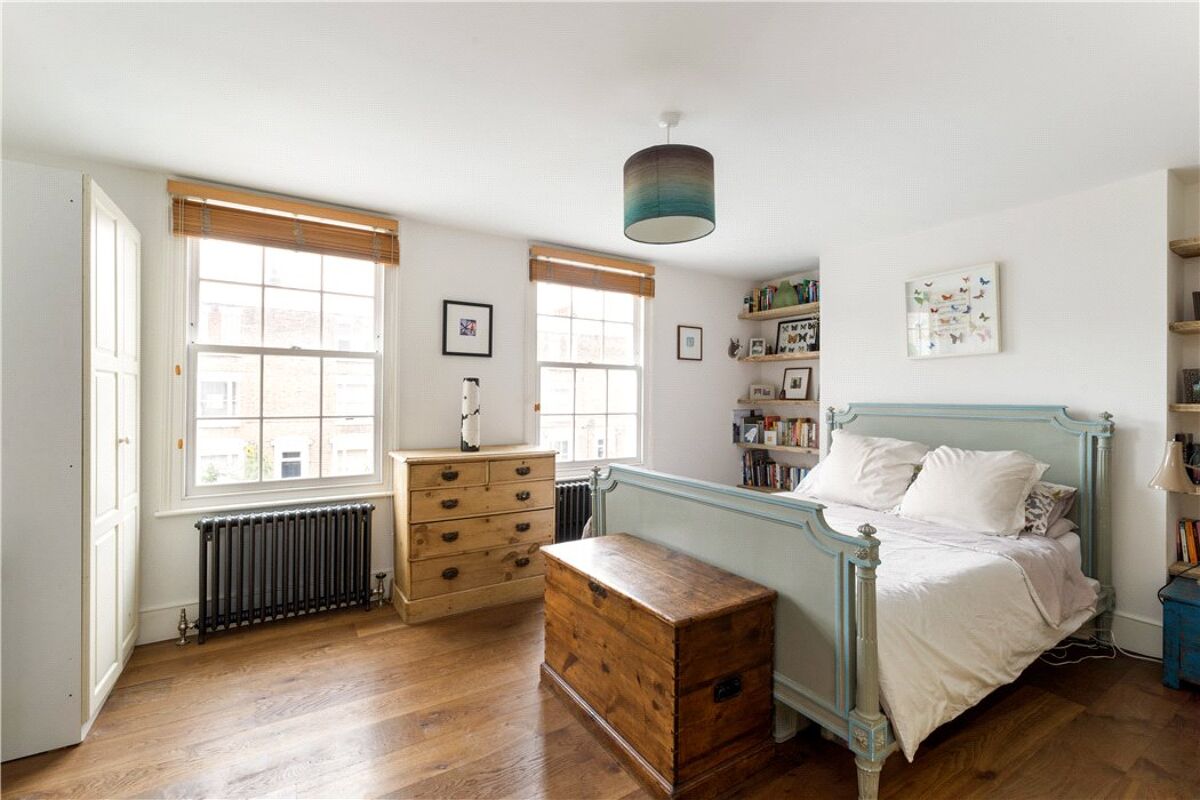 house for sale in Clapham Manor Street, Clapham, London, SW4