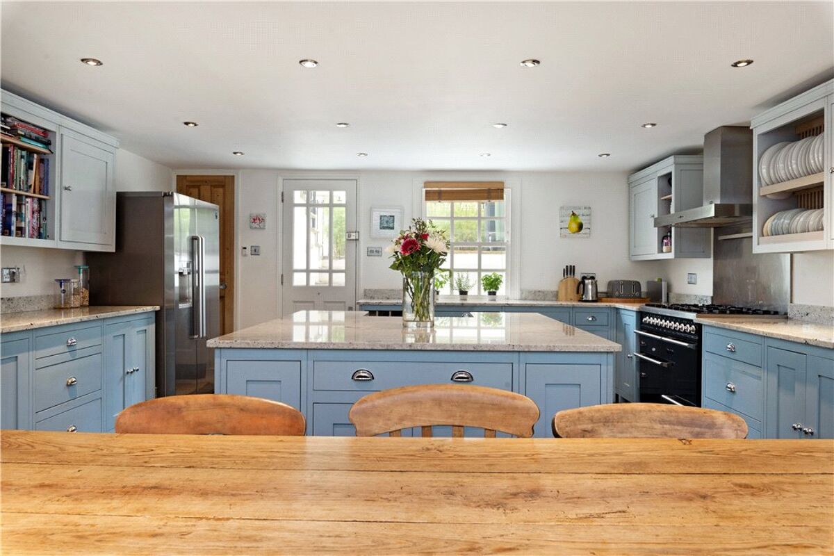 house for sale in Clapham Manor Street, Clapham, London, SW4