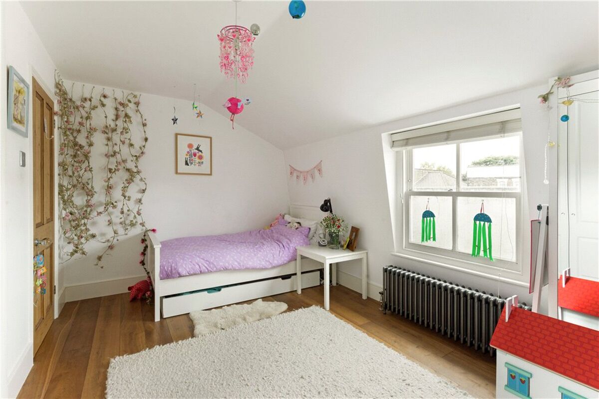 house for sale in Clapham Manor Street, Clapham, London, SW4