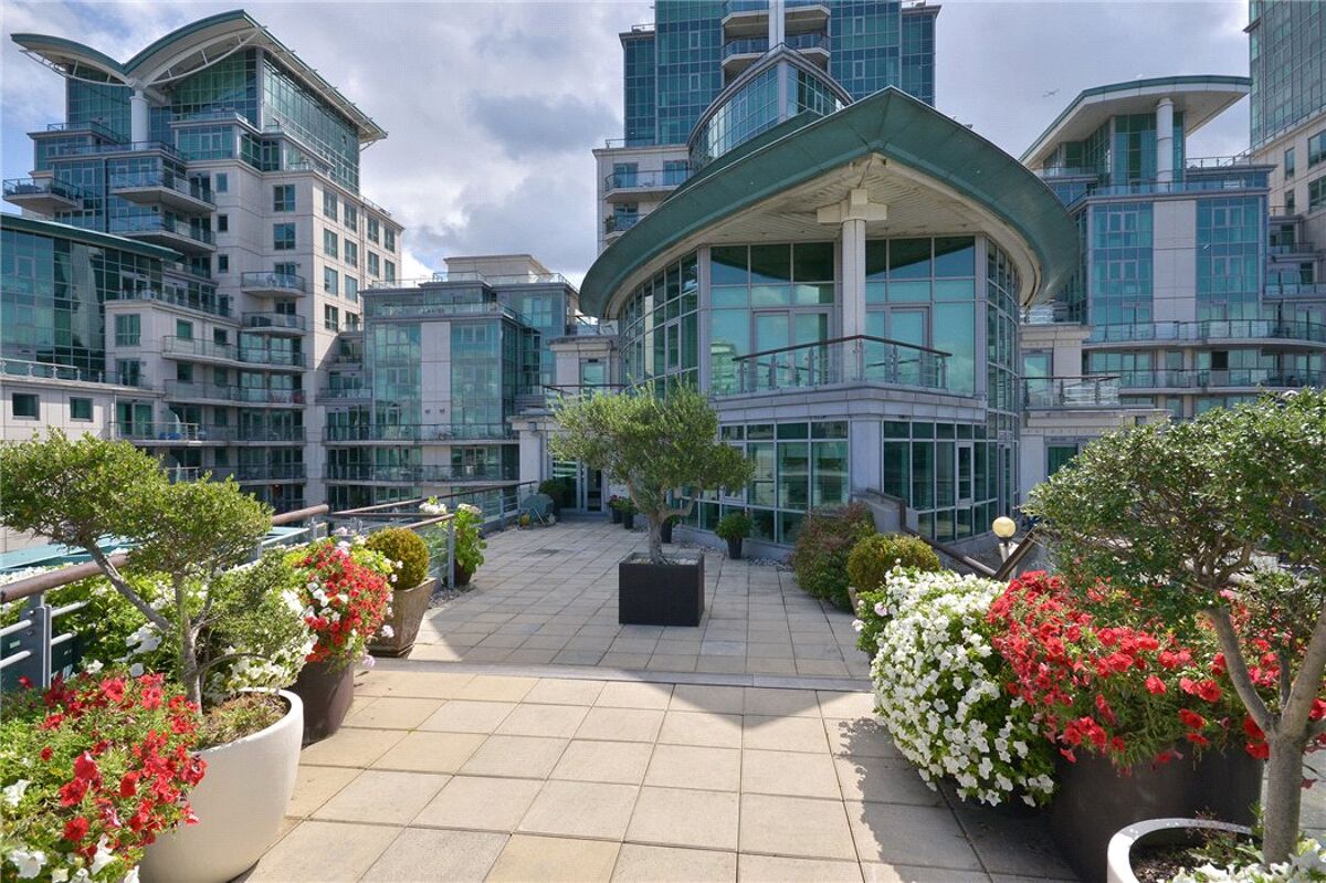 flat for sale in Drake House, St Wharf, Nine Elms, Vauxhall, SW8 POD170363 Knight Frank