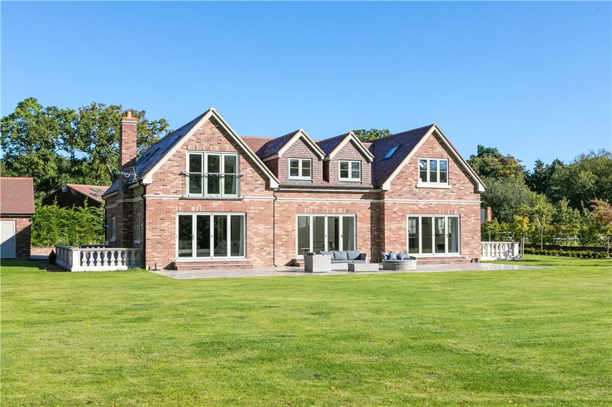 house for sale in Pennypot Lane, Chobham, Woking, Surrey, GU24