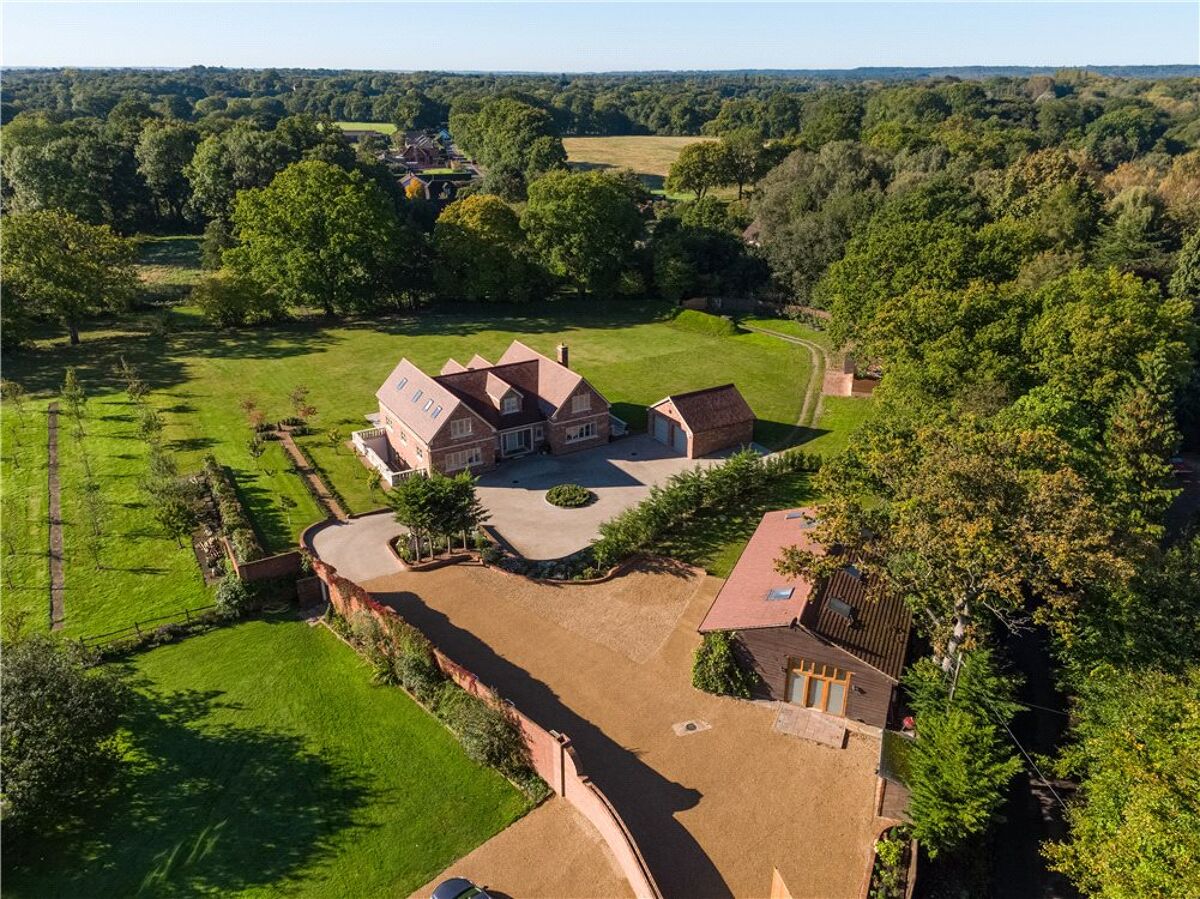 house for sale in Pennypot Lane, Chobham, Woking, Surrey, GU24