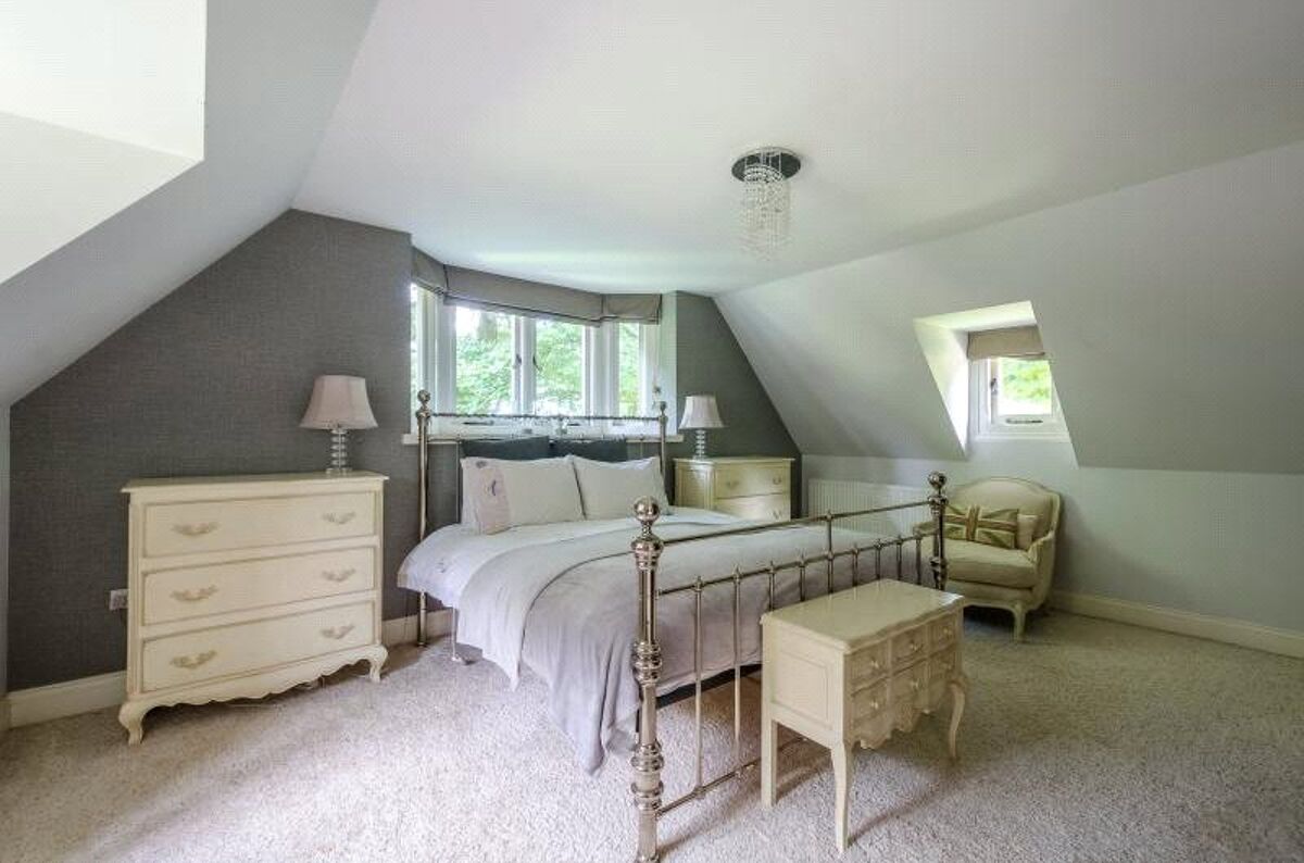 house for sale in Rownham Hill, Leigh Woods, Bristol, North Somerset, BS8 POD170537 Knight Frank