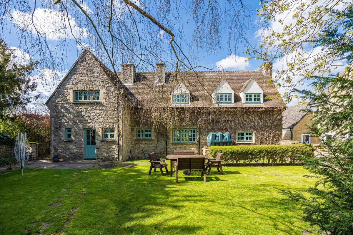 house for sale in Lower End, Piddington, Bicester, Oxfordshire, OX25