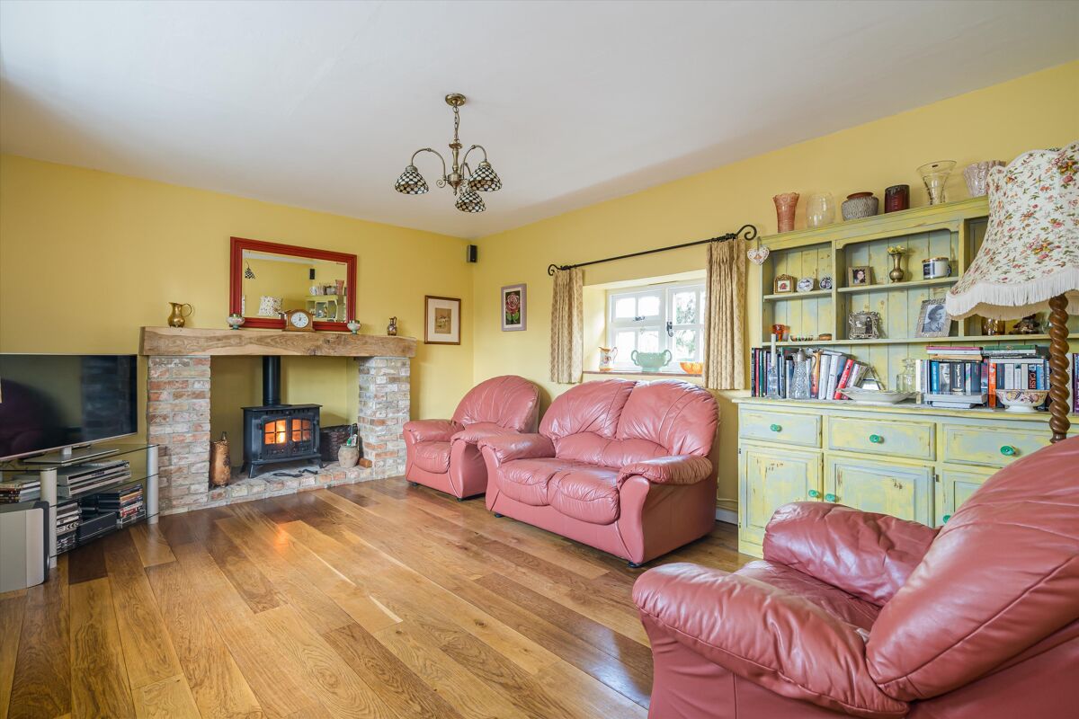 house for sale in Lower End, Piddington, Bicester, Oxfordshire, OX25