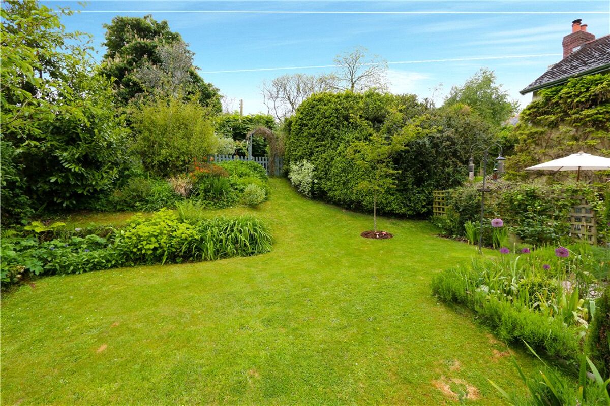 house for sale in North Whilborough, Devon, TQ12 POD180185 Knight Frank