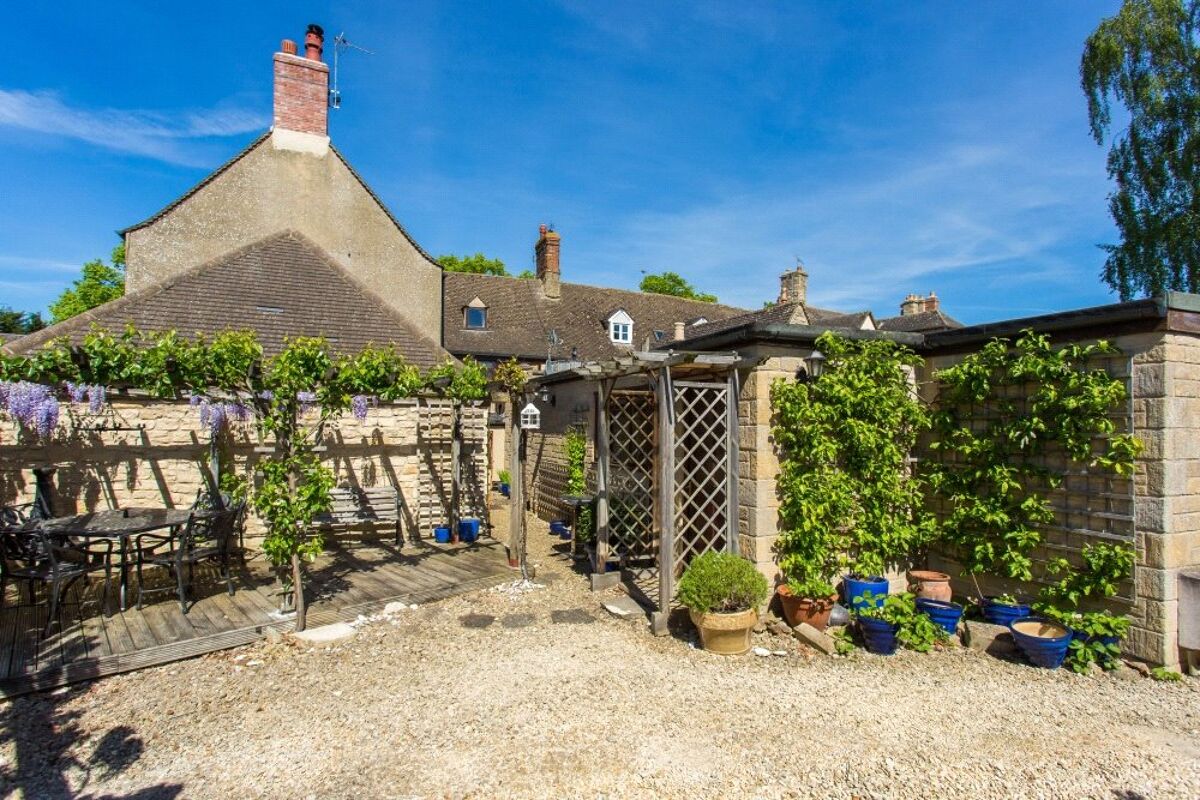 house for sale in Corn Street, Witney, Oxfordshire, OX28 POD180194