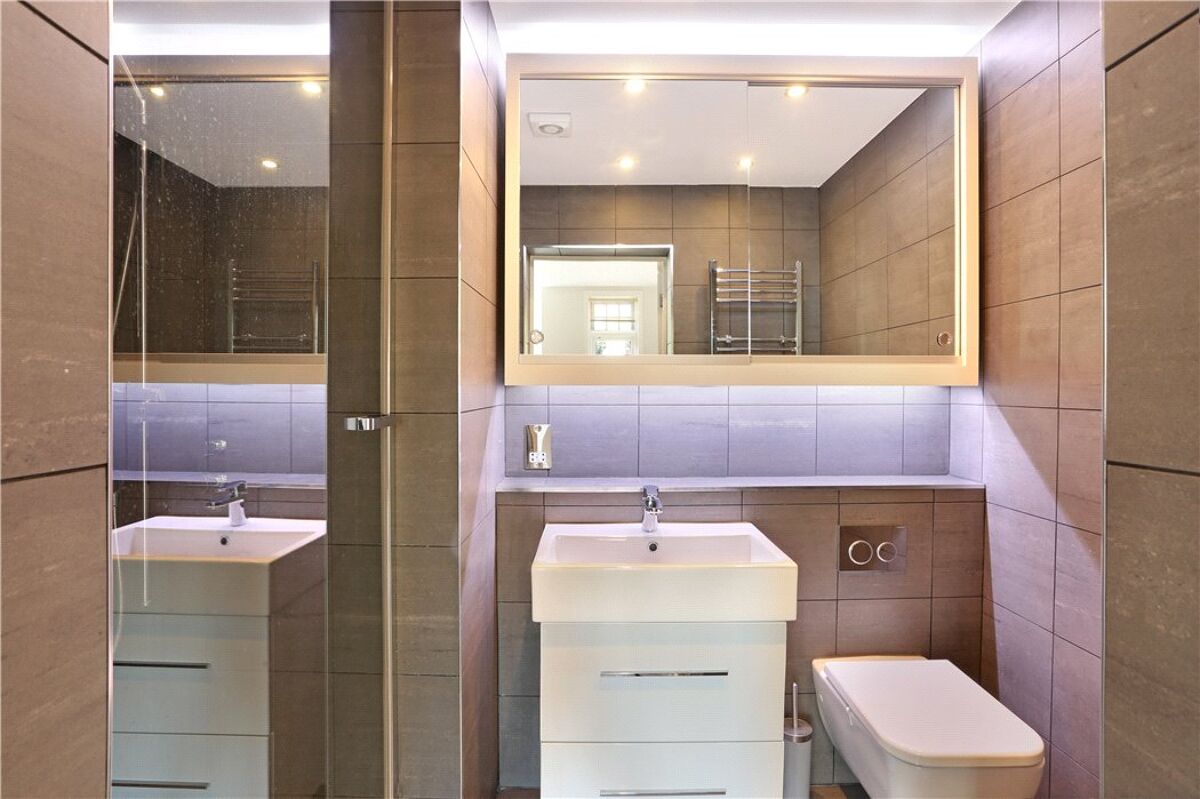 flat for sale in Bedford Park Mansions, The Orchard, London, W4