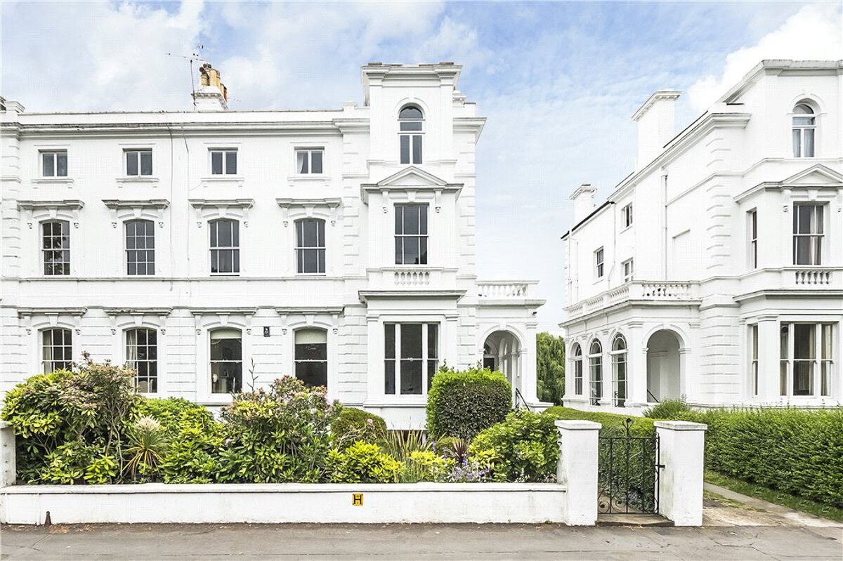 flat for sale in Portland Terrace, The Green, Richmond, TW9 POD180714