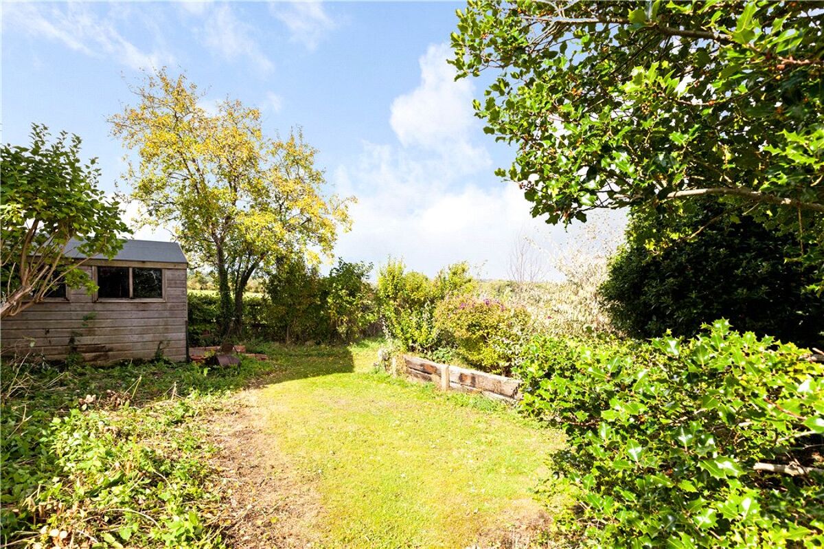 house for sale in High Street, Kintbury, Hungerford, Berkshire, RG17