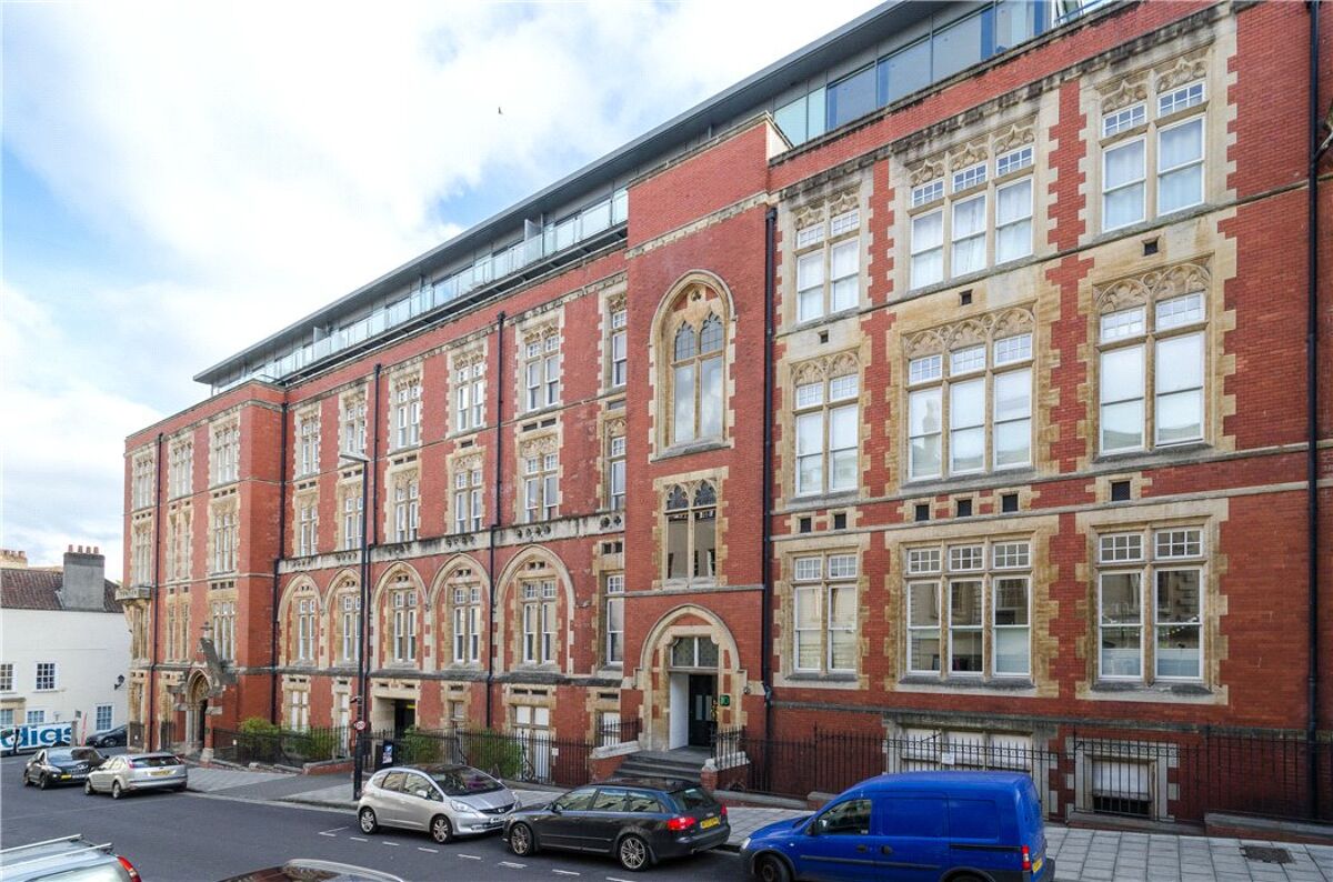 Flat For Sale In Unity Street Bristol Bs1 Pod Knight Frank Flat For Sale In Unity Street Bristol Bs1 Pod Knight Frank