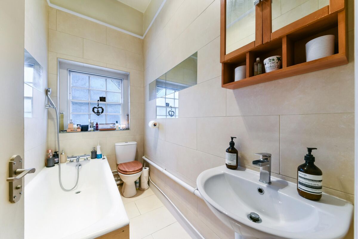 flat for sale in Lonsdale Square, London, N1 POD181011 Knight Frank