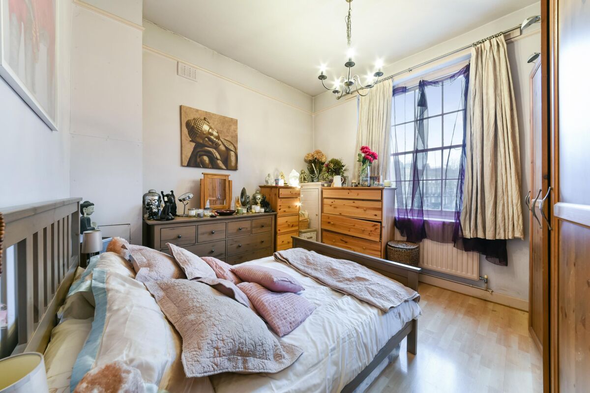 flat for sale in Lonsdale Square, London, N1 POD181011 Knight Frank