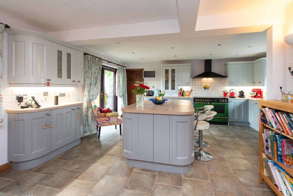 house for sale in Bow Lane, Ripple, Tewkesbury, Worcestershire, GL20