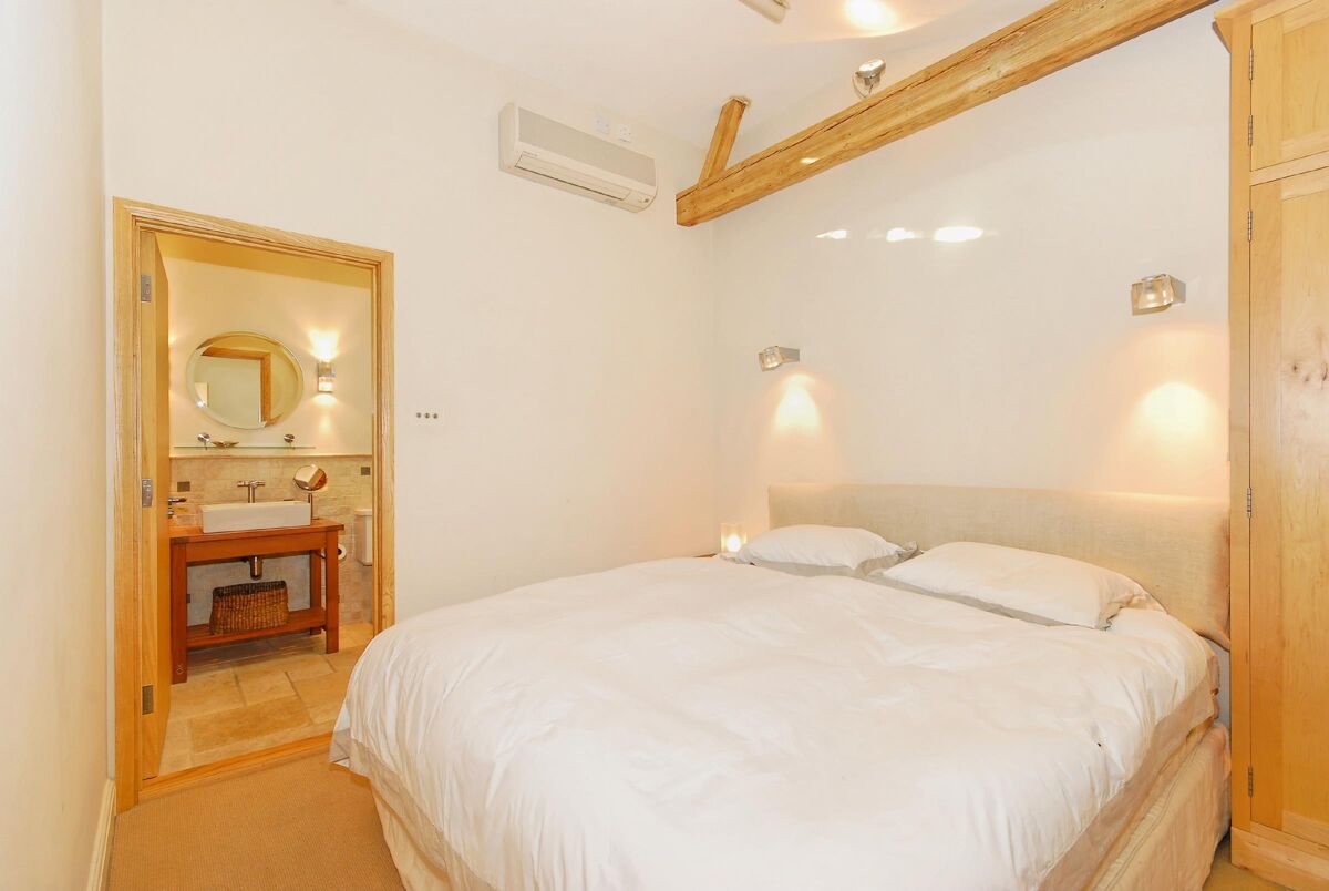 house for sale in Holland Park Mews, London, W11 POD181084 Knight Frank