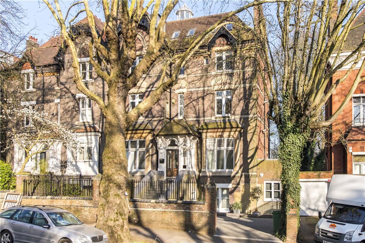 flat for sale in Fitzjohns Avenue, Hampstead, London, NW3 POD181106