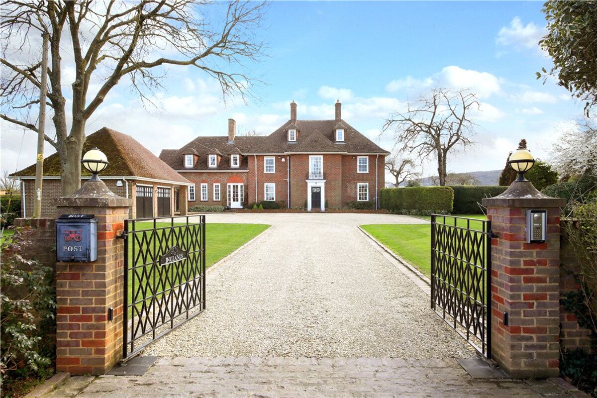 house for sale in Lower Icknield Way, Buckland, Aylesbury, HP22