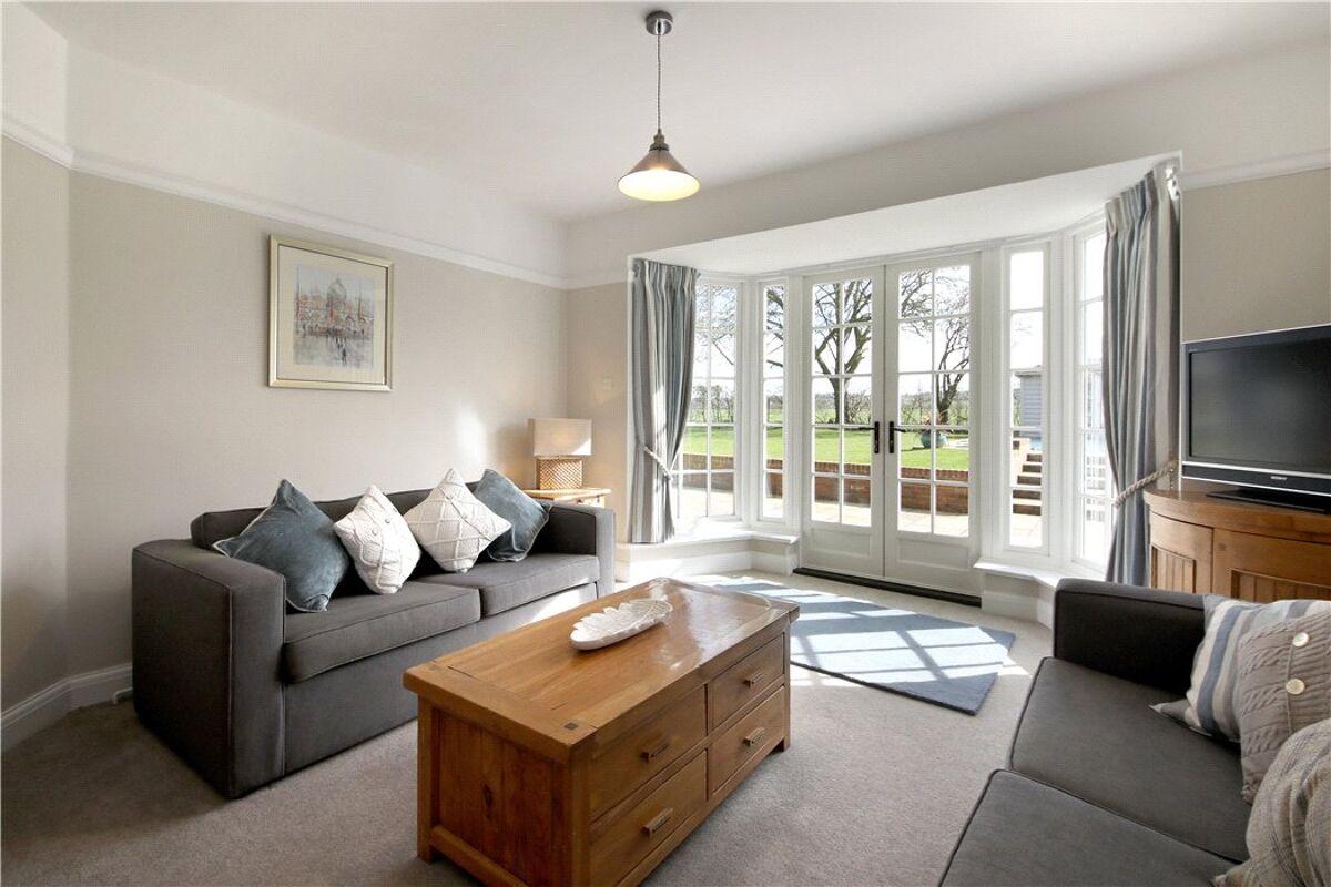 house for sale in Lower Icknield Way, Buckland, Aylesbury, HP22