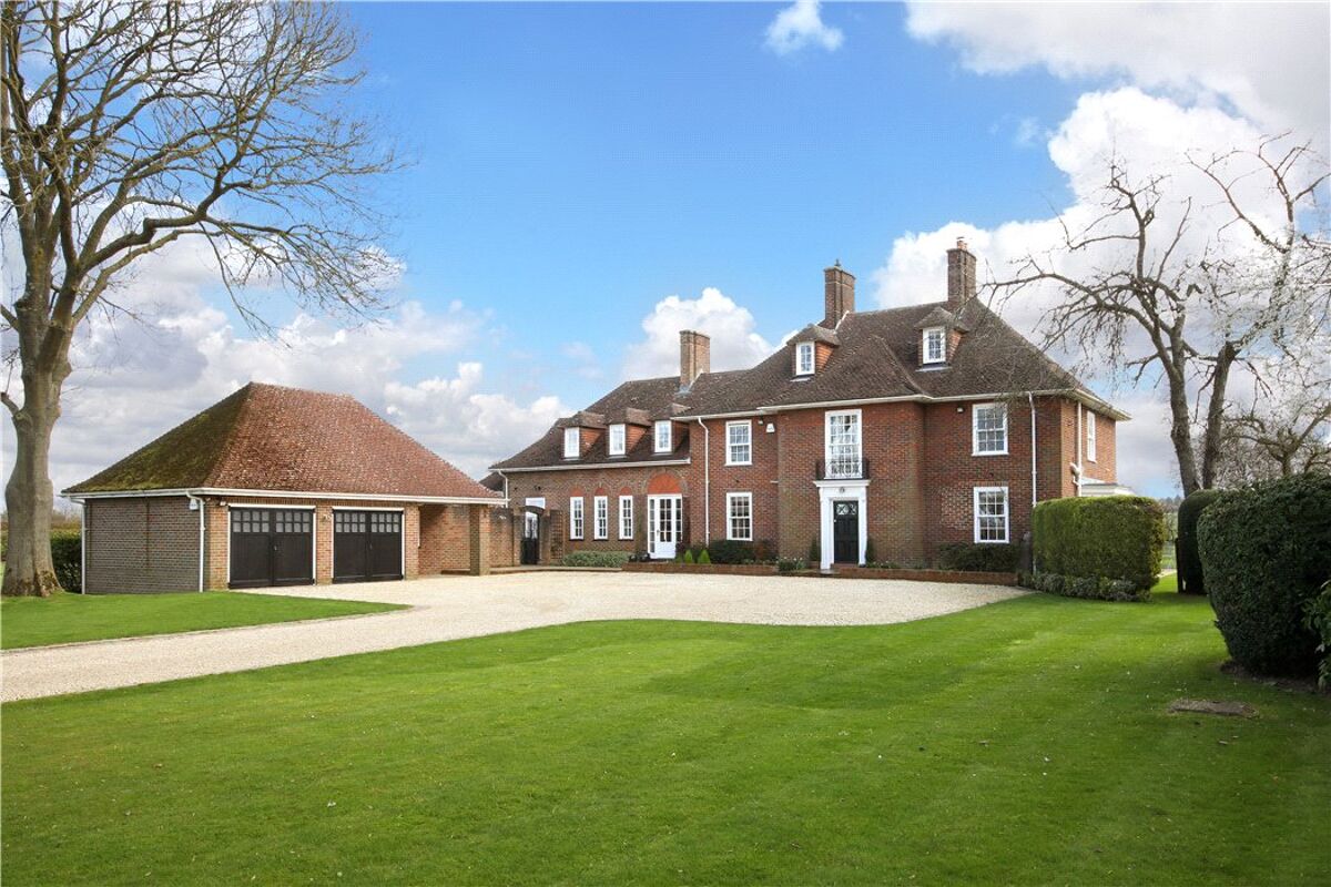 house for sale in Lower Icknield Way, Buckland, Aylesbury, HP22