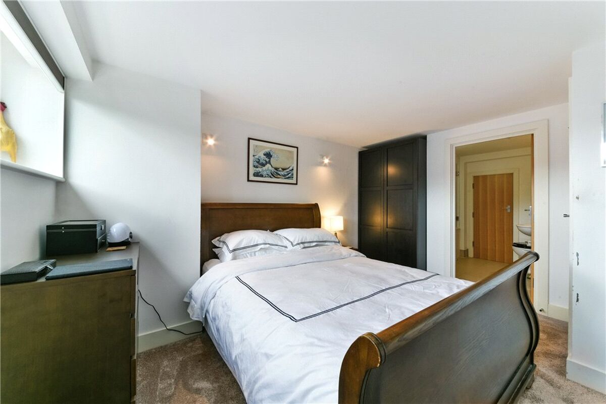 flat for sale in Building 22, Cadogan Road, London, SE18 POD190063
