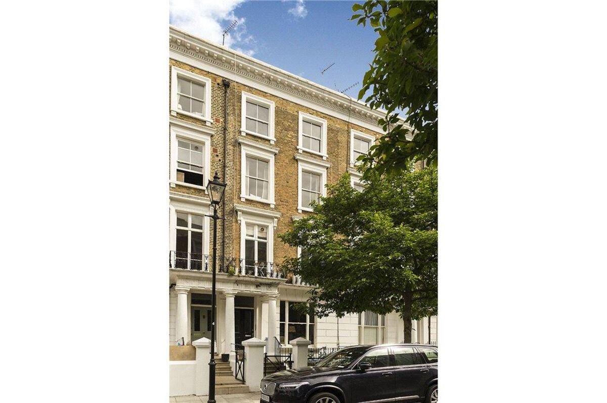 flat for sale in Sunderland Terrace, Notting Hill, London, W2