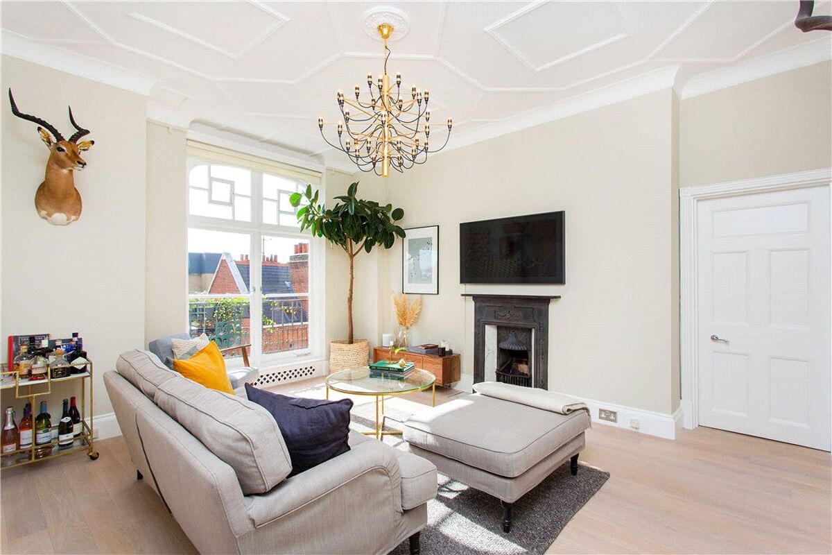 flat for sale in Portman Mansions, Chiltern Street, London, W1U