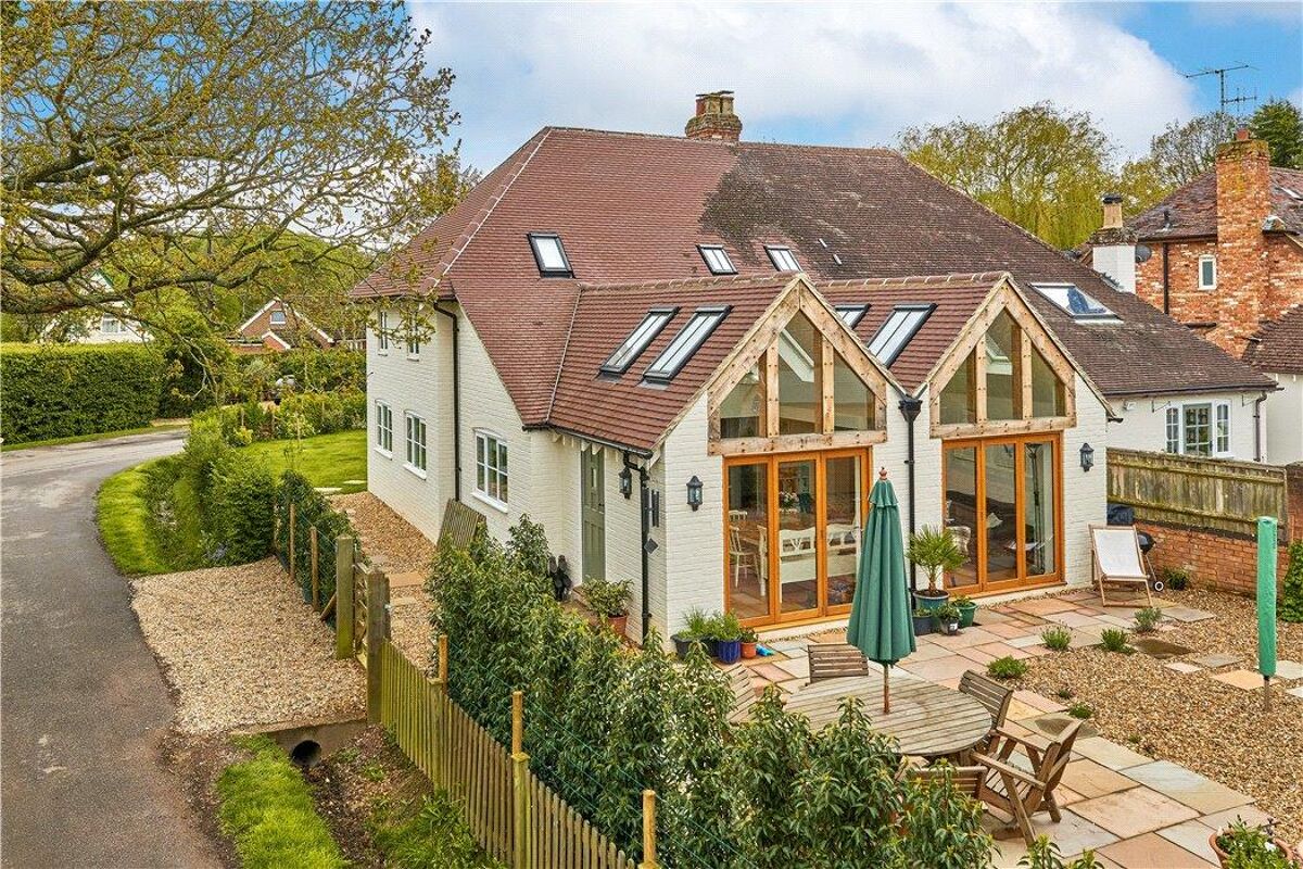 house for sale in Wedmans Lane, Rotherwick Hook RG27 POD190728