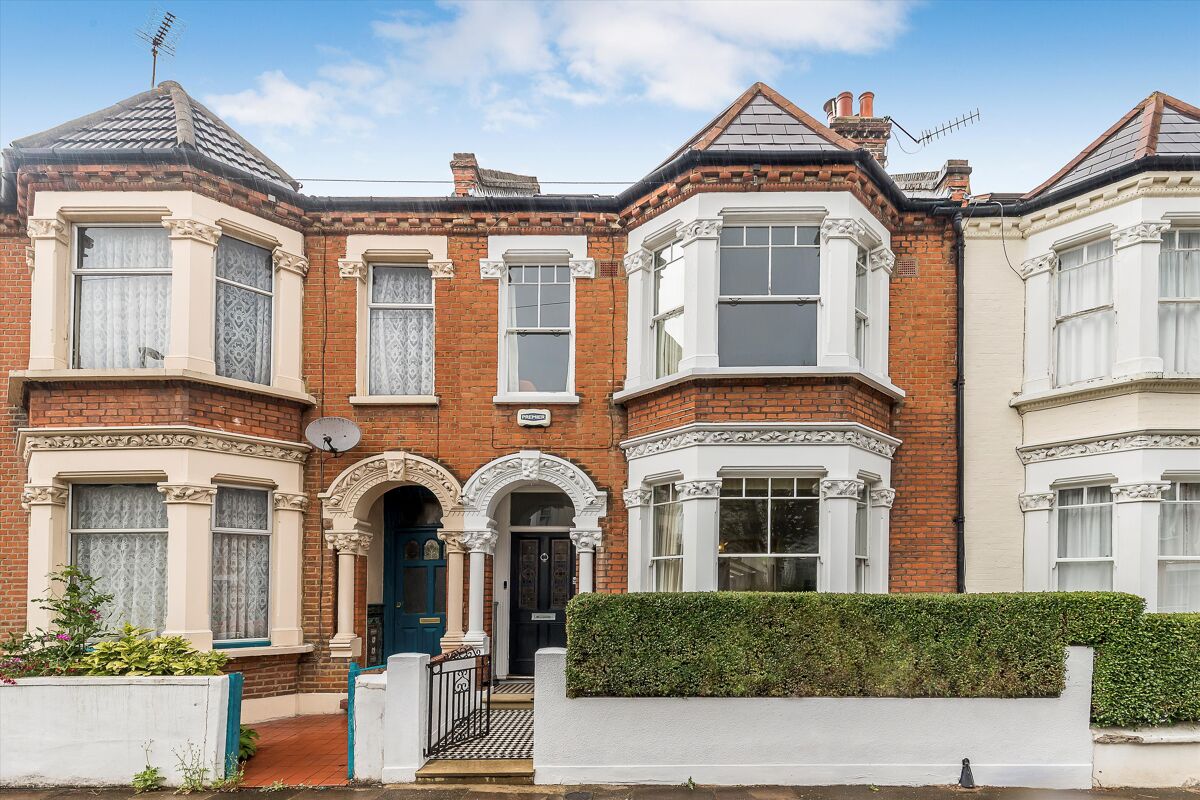 house for sale in Tantallon Road, London, SW12 POD190815 Knight Frank