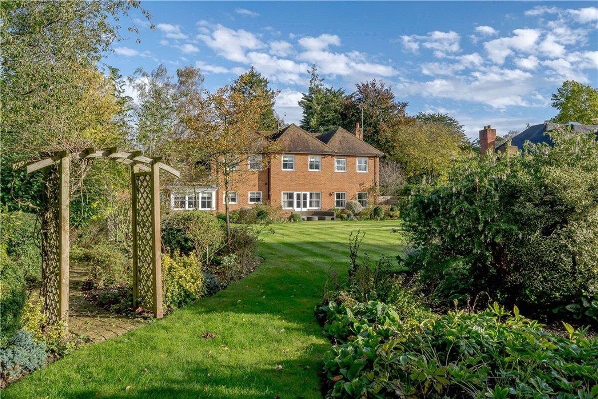 house for sale in Satwell Close, Rotherfield Greys, HenleyonThames