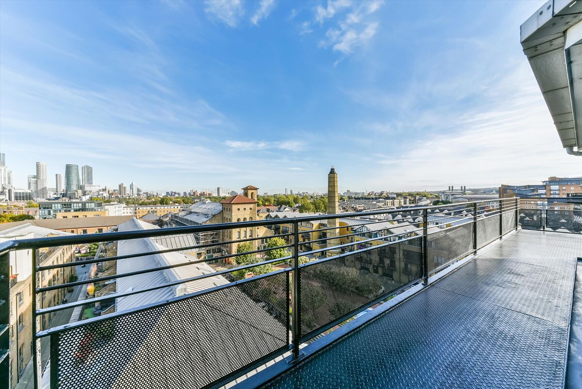 apartment for sale in Wheel House, Burrells Wharf E14 POD190912