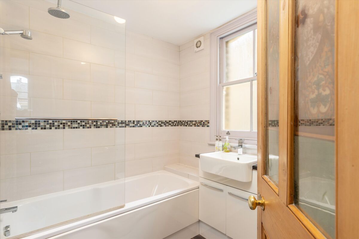 house for sale in Matham Grove, East Dulwich London SE22 POD190949 Knight Frank