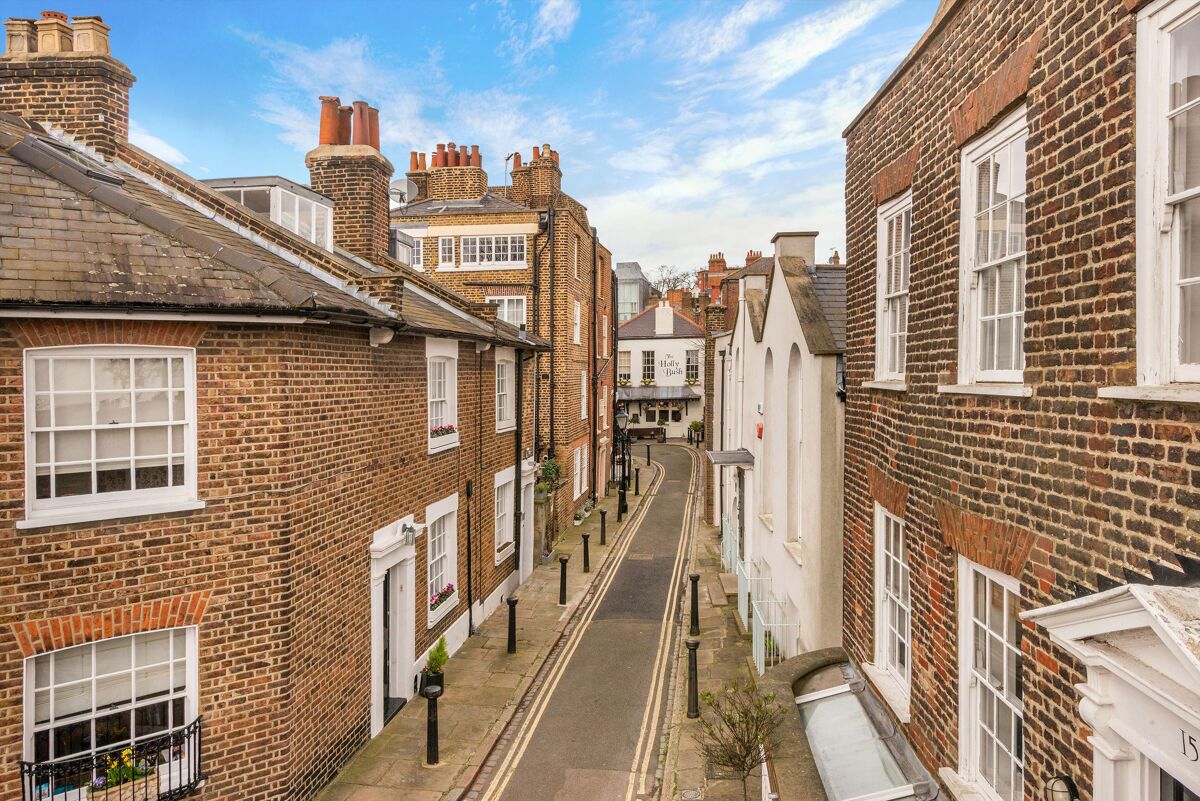 house for sale in Holly Mount, London, NW3 POD191363 Knight Frank